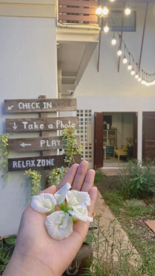 ฮักเคียงโขง Hug Khieng Khong Nongkhai Hostel Nong Khai Buitenkant foto